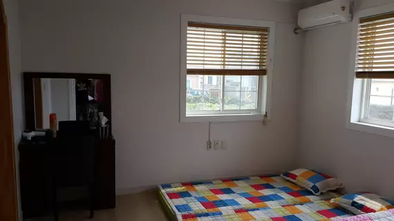 Neulpureun Guesthouse | Jeju Adası - Seogwipo - Daejeong - Moseulpo