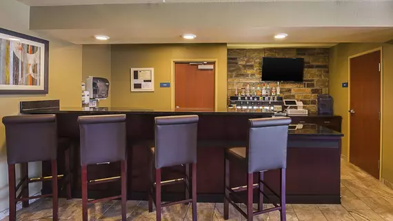 Cobblestone Inn and Suites Lakin | Kansas - Lakin