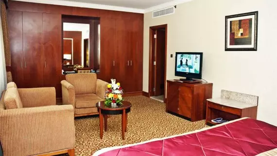 Ramee Royal Hotel | Dubai - Dubai