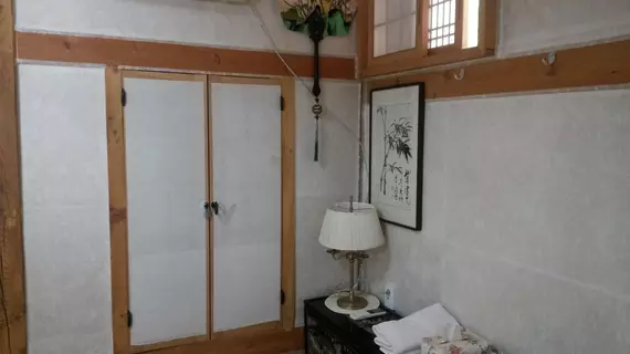 Namhyundang Guesthouse | Gyeonggi - Seul (ve civarı) - Jongno