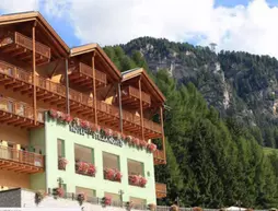 Hotel Stella Montis | Trentino-Alto Adige - Trento İli - Mazzin - Fontanazzo