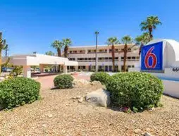 Motel 6 Palm Springs Downtown | Kaliforniya - Imperial County - Palm Springs (ve civarı) - Palm Springs