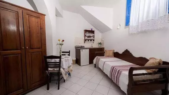 Georgis Apartments | Ege Adaları - Santorini