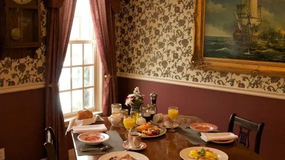 Willow Trace Bed and Breakfast | Ontario - Barrie - Orillia (ve civarı) - Collingwood