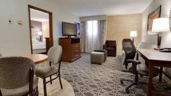 Drury Inn & Suites San Antonio Airport | Teksas - San Antonio (ve civarı) - San Antonio - Kuzey San Antonio - SAT Havalimanı