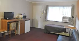 Beerwah Glasshouse Mountains Motel | Queensland - Glass House Mountains