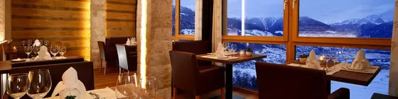 Hotel Gerstl | Trentino-Alto Adige - Güney Tirol (il) - Malles Venosta - Slingia