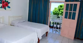 Marine View Hotel | Saint Ann - Ocho Rios (ve civarı) - Ocho Rios