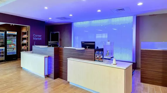 Fairfield Inn & Suites Nashville MetroCenter | Tennessee - Nashville-Davidson - Nashville (ve civarı) - Nashville