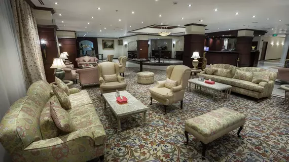 Hawthorn Suites by Wyndham Al Khobar | Doğu Bölgesi - Al Khobar