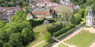 Le Castel Maintenon Hôtel Golf Spa