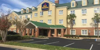 White Sands Inn & Suites