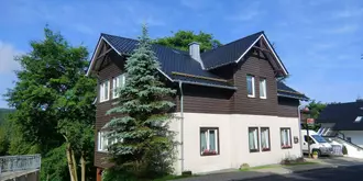 Pension Oberhof 810 M