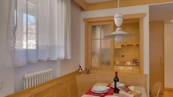 Residence Antares | Trentino-Alto Adige - Güney Tirol (il) - Selva di Val Gardena