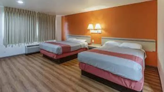 Motel 6 Dallas DeSoto Lancaster | Teksas - Dallas (ve civarı) - Lancaster