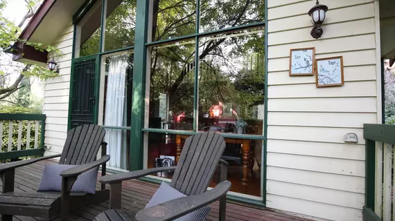 Cambridge Cottages Bed and Breakfast | Victoria - Melbourne (ve civarı) - Olinda