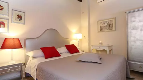 Piazzetta de Monti Suites | Lazio - Roma (ve civarı) - Roma Kent Merkezi - Monti