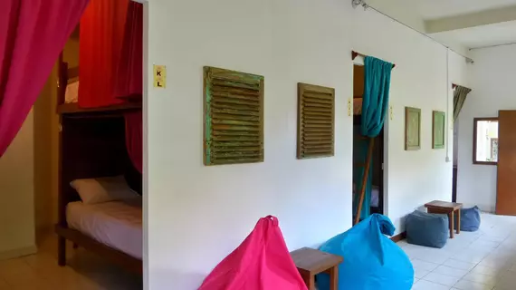 Friendly House Bali - Hostel | Bali - Ubud - Peliatan