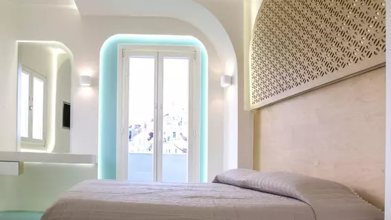 Andronikos Santorini | Ege Adaları - Santorini