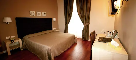 Roma Rooms Colosseum | Lazio - Roma (ve civarı) - Roma Kent Merkezi - Monti