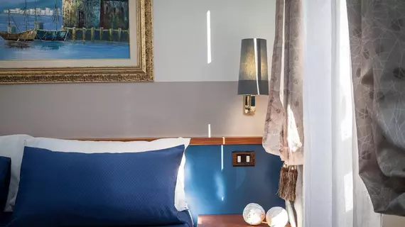 Ora Guesthouse | Lazio - Roma (ve civarı) - Roma Kent Merkezi - Monti