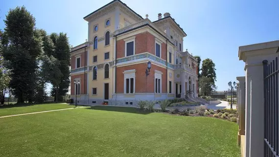 Villa Belussi | Lombardy - Cremona (vilayet) - Corte de'Cortesi Con Cignone