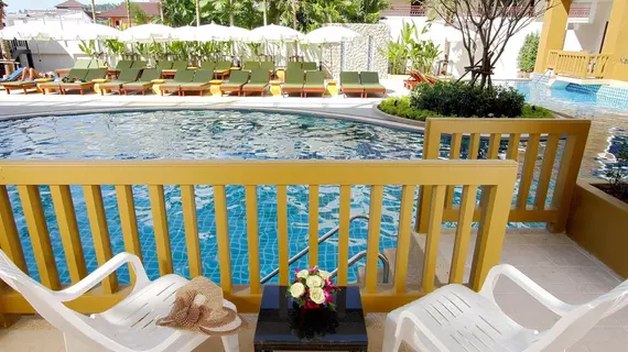 Kata Sea Breeze Resort | Phuket (ve civarı) - Karon - Kata Plajı