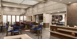 Hampton Inn and Suites Seattle/Renton | Washington - Seattle (ve dolayları) - Renton