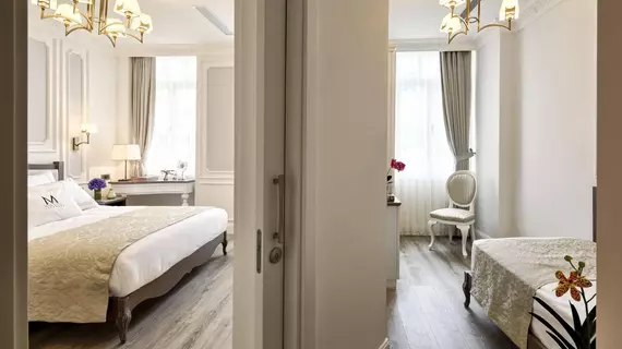 Mirrors Hotel |  Istanbul  - Beyoğlu - Sütlüce Mahallesi