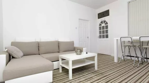 Basement Apartments | Batı Yorkshire (kontluk) - Leeds