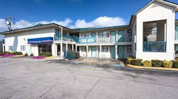 Motel 6 Chattanooga East | Tennessee - Chattanooga (ve civarı) - Chattanooga - Tyner