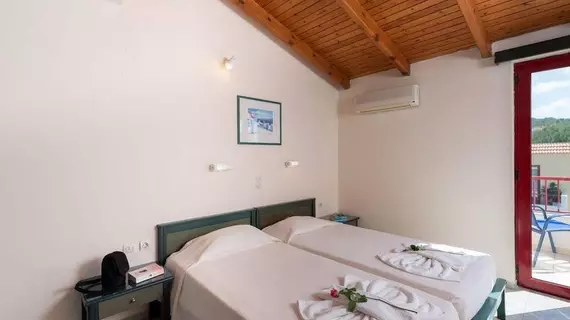 Thalassi Hotel | Girit Adası - Rethimnon (bölge) - Rethimnon