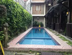 Venezia Homestay and Garden | Yogyakarta Özel Bölgesi - Yogyakarta (ve civarı) - Yogyakarta - Gedongkiwo - Mantrijeron