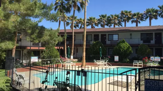 Saddle West Casino Hotel RV Park | Nevada - Pahrump