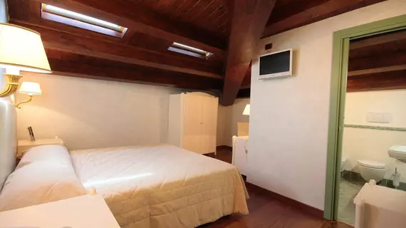 Hotel Rojan | Abruzzo - L'Aquila (il) - Sulmona