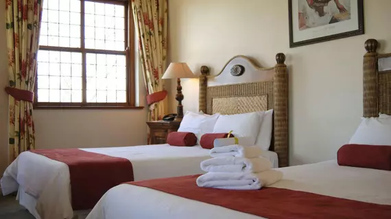 Palm House Luxury Guest House | Western Cape (il) - West Coast DC - Drakenstein - Cape Town (ve civarı) - Cape Town - Kenilworth