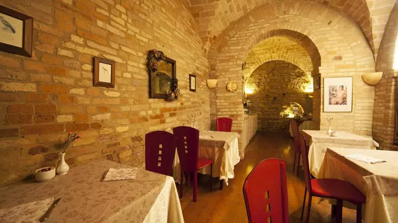 Ristorante Hotel Enoteca La Luma | Marche - Macerata (vilayet) - Montecosaro