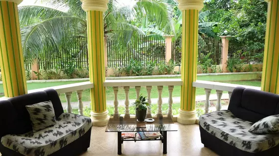 Villa Emilia Pension House | Bohol - Panglao