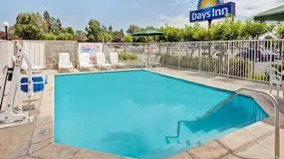 Days Inn Whittier | Kaliforniya - Los Angeles County - Whittier