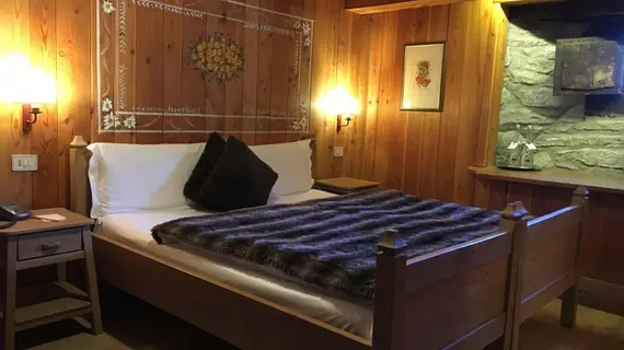 Hotellerie De Mascognaz | Valle d'Aosta - Ayas - Champoluc