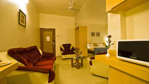 Phoenix Hotel | Maharaştra - Pune Bölgesi - Pune