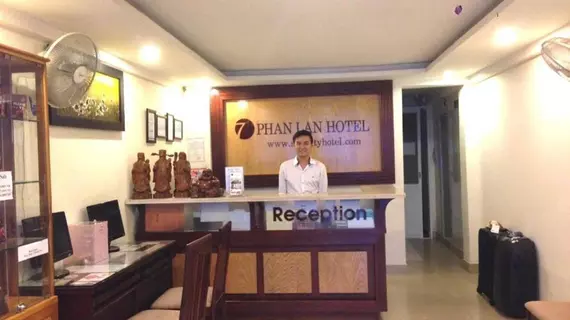 Seventy Hotel | Binh Duong (vilayet) - Ho Şi Min Şehri (ve civarı) - Ho Chi Minh City - Quận 1 - Ho Chi Minh Şehri Merkezi