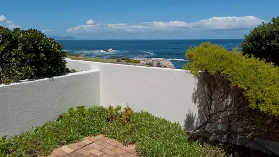 Windsor Self Catering Apartments | Western Cape (il) - Overberg District Municipality - Overstrand - Stanford - Greater Hermanus - Hermanus Kent Merkezi