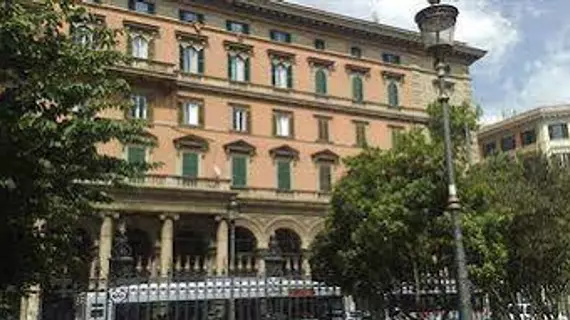 Inn Central Rome | Lazio - Roma (ve civarı) - Roma Kent Merkezi - Esquilino