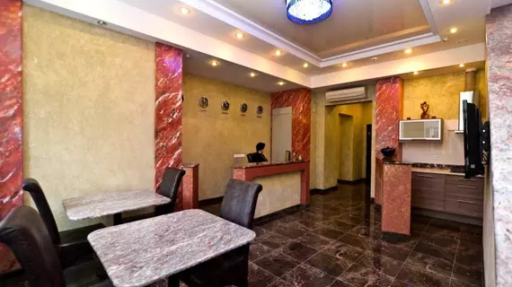 Hotel Edelweiss | Leningrad Bölgesi - St. Petersburg (ve civarı) - St. Petersburg - Tsentralny