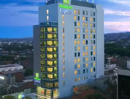 Holiday Inn Express Semarang Simpang Lima | Orta Cava - Semarang