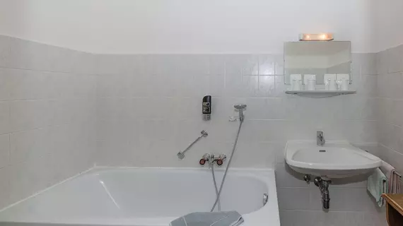 Pension Dr. Geissler | Vienna (eyalet) - Viyana - Innere Stadt