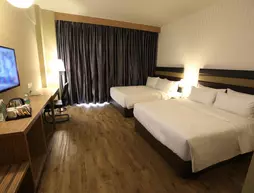 Perth Hotel | Johor - Johor Bahru (ve civarı) - Senai