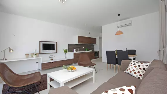 Villa Jolara Apartments | Split-Dalmaçya - Omis