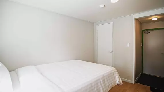 Hotel Sleepy Panda Stream Walk | Gyeonggi - Seul (ve civarı) - Jongno